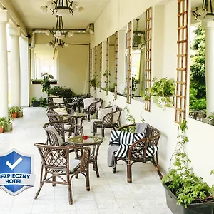 https://miodosytnia-aparthotel.krakowhotelspoland.com